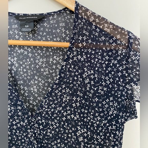 Club Monaco flutter sleeve top - Picture 3 of 7